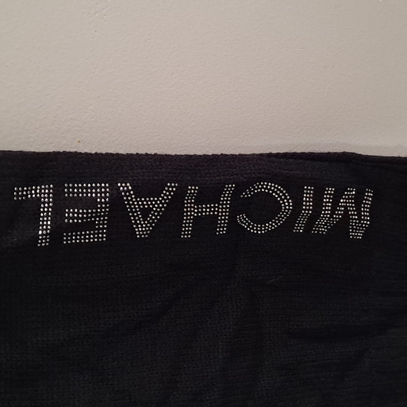 Michael Kors Black Scarf - Picture 2 of 4